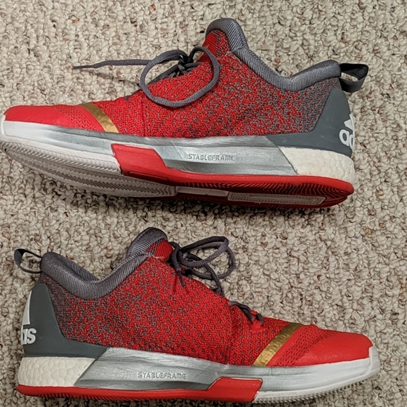 Andrew Wiggans Basketball Shoes (Great Condition) - Picture 4 of 8